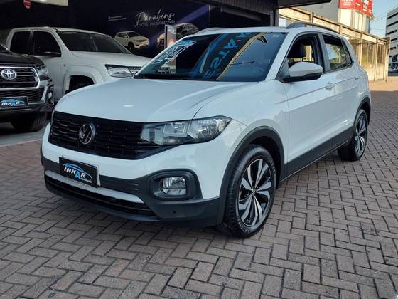 VOLKSWAGEN T-CROSS 1.0 200 TSI TOTAL FLEX AUTOMÁTICO VOLKSWAGEN T-CROSS 1.0 200 TSI TOTAL FLEX AUTOMÁTICO